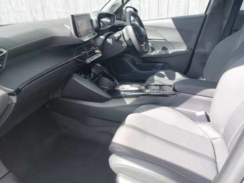 Peugeot 2008 1.2 Puretech 130 Gt Eat8 Grey #5