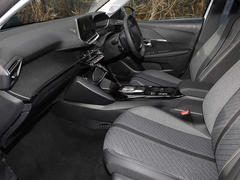 Peugeot 208 1.2 Hybrid 110 Allure E-dsc6 Grey #5