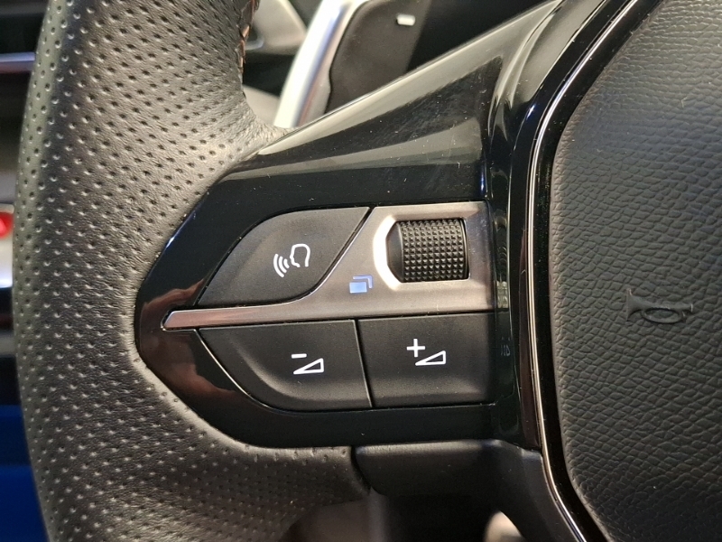 Peugeot 3008 1.2 Puretech Allure Eat8 2024 Black #12