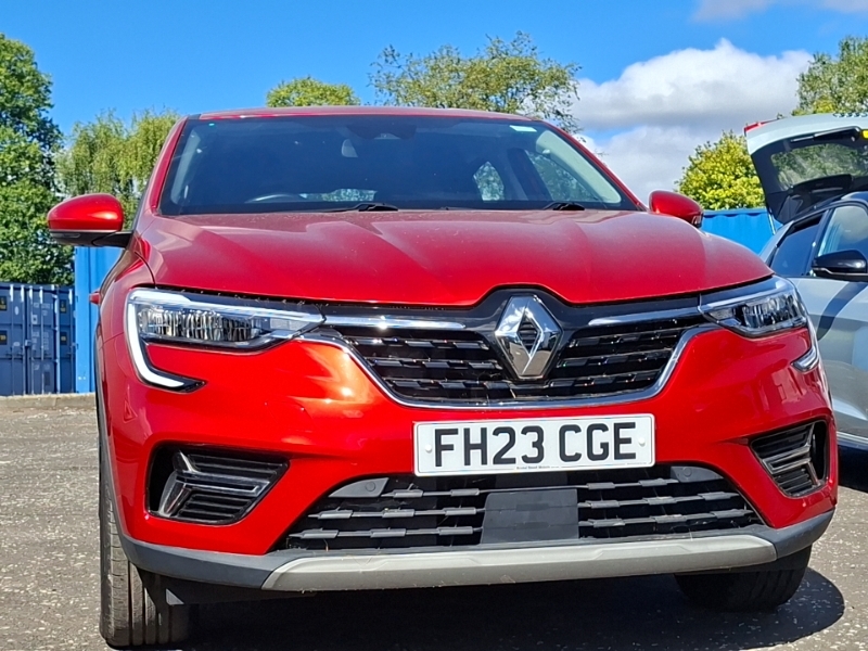 Renault Arkana 1.6 E-tech Full Hybrid 145 Evolution Red
