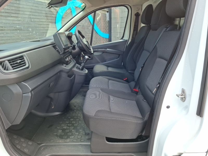 Renault Trafic Sl30 Blue Dci 130 Advance Van White #5