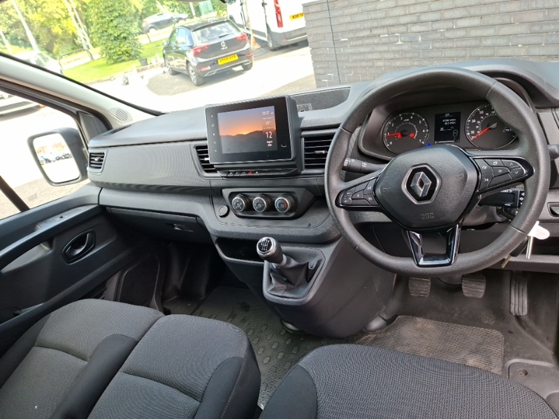 Renault Trafic Sl30 Blue Dci 130 Advance Van White #3