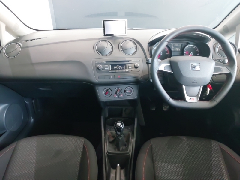 Seat Ibiza 1.2 Tsi Fr Sport Coupe Euro 5 White #3