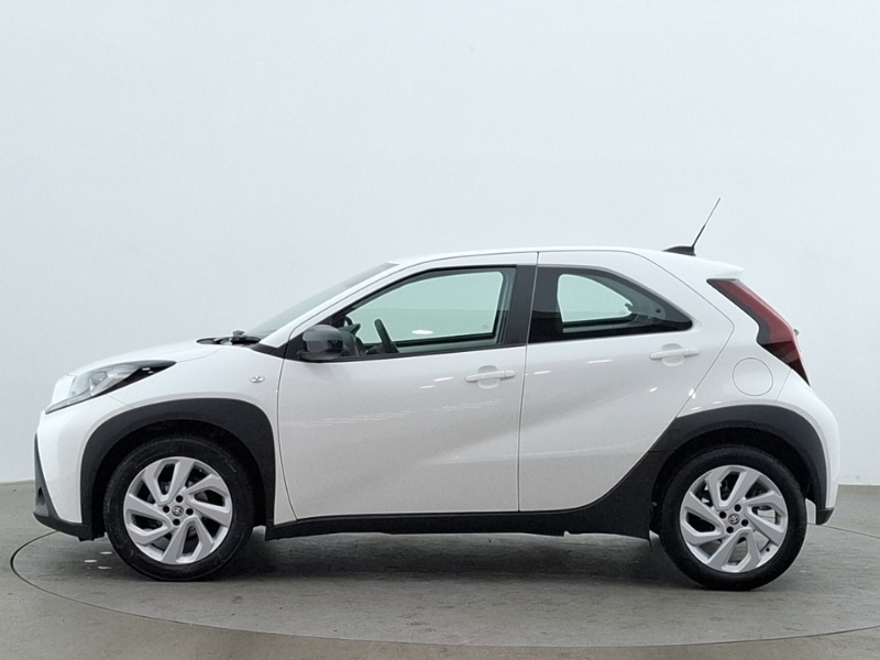 Toyota Aygo X 1.0 Vvt-i Pure White #4