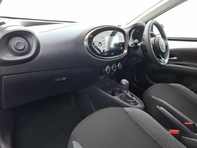 Toyota Aygo X 1.0 Vvt-i Pure White #5