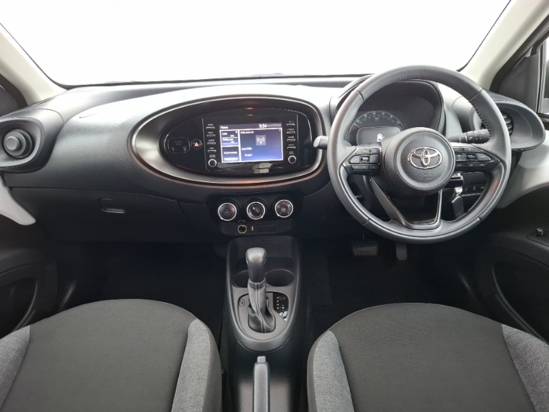 Toyota Aygo X 1.0 Vvt-i Pure White #3