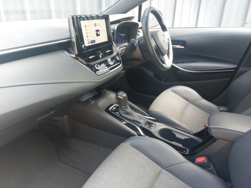 Toyota Corolla 1.8 Vvt-i Hybrid Design Cvt NG22GGO White #5