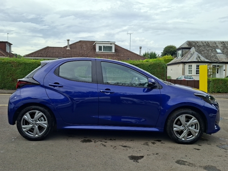 Toyota Yaris 1.5 Hybrid Icon Cvt Blue #4