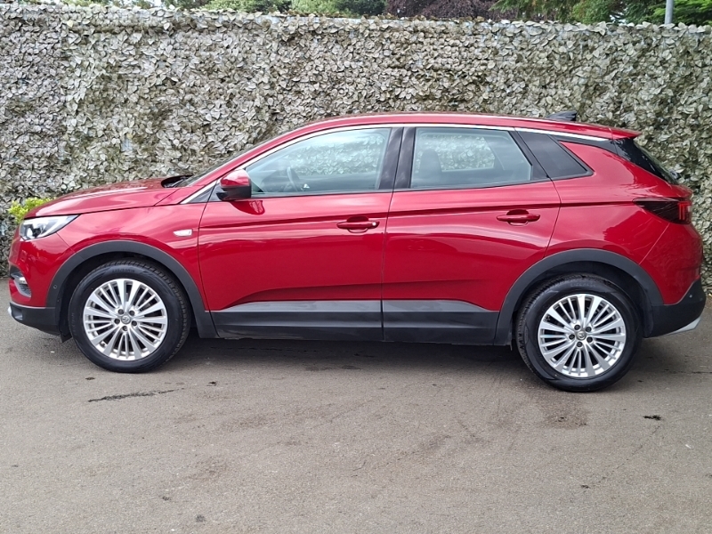 Vauxhall Grandland X 1.2 Turbo Business Edition Nav OV69WNG Red #4