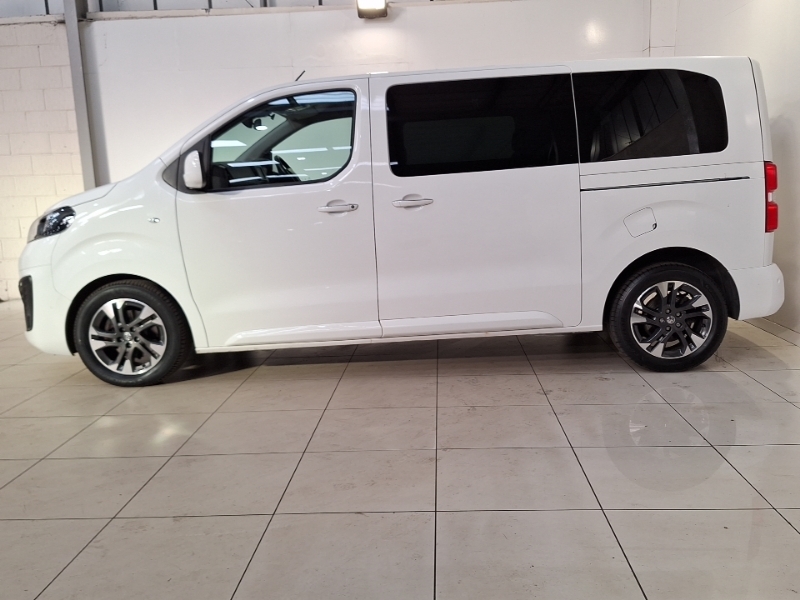 Vauxhall Vivaro 2.0 Turbo D 180Ps Elite M 8 Seat White #4