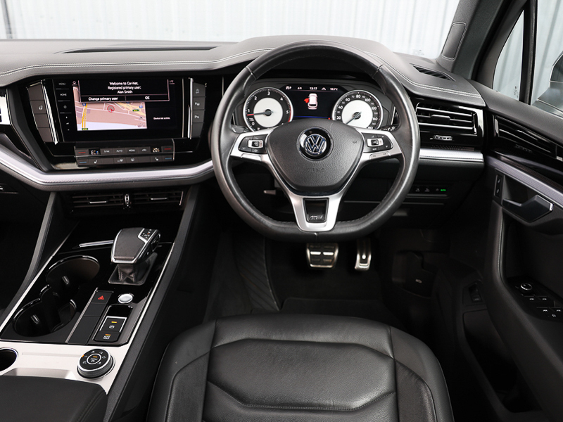 Volkswagen Touareg 3.0Tdi 231Ps Black Edition 4Motion White #7