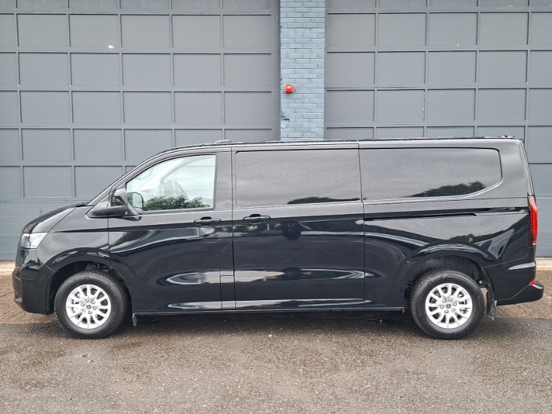 Volkswagen E-Transporter 100Kw 65Kwh Commerce Pro Van 5 Plus Black #4