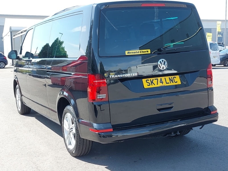 Volkswagen Transporter Shuttle 2.0 Tdi 150Ps Se Minibus Black #2