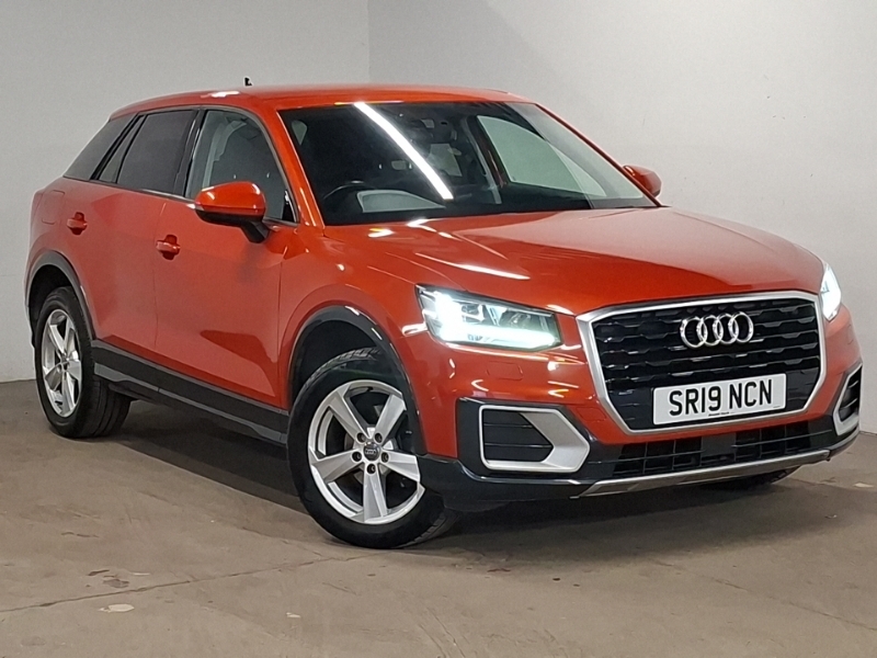 Audi Q2 35 Tfsi Sport Orange