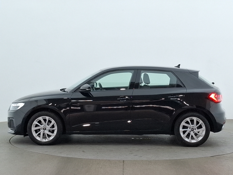 Audi A1 25 Tfsi Sport Black #4