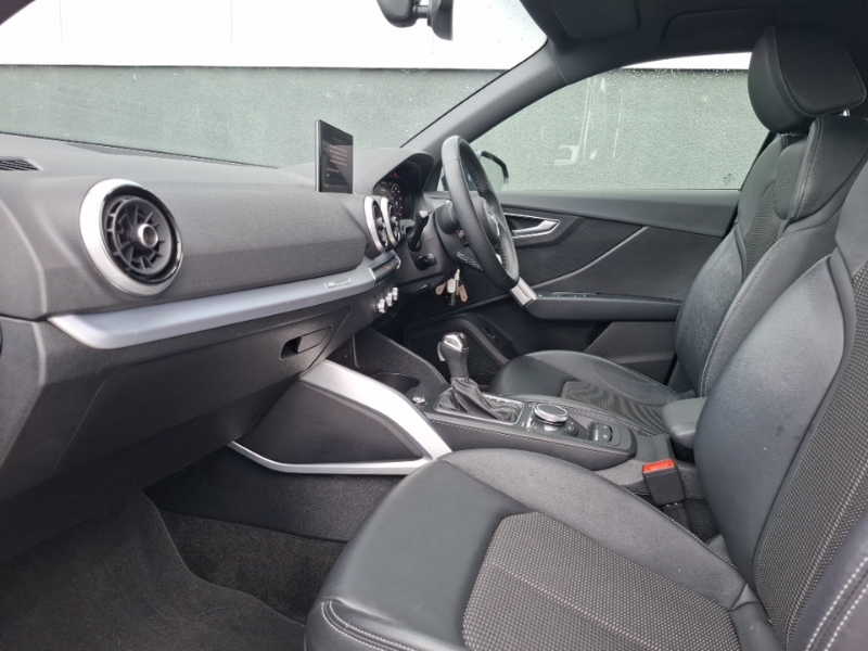 Audi Q2 35 Tfsi S Line S Tronic Blue #5