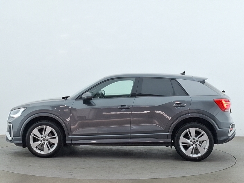 Audi Q2 35 Tfsi S Line S Tronic Grey #4
