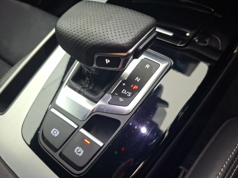 Audi Q5 2024 2.0 Tfsie 50 Sport Suv Plug-in Hyb Blue #17