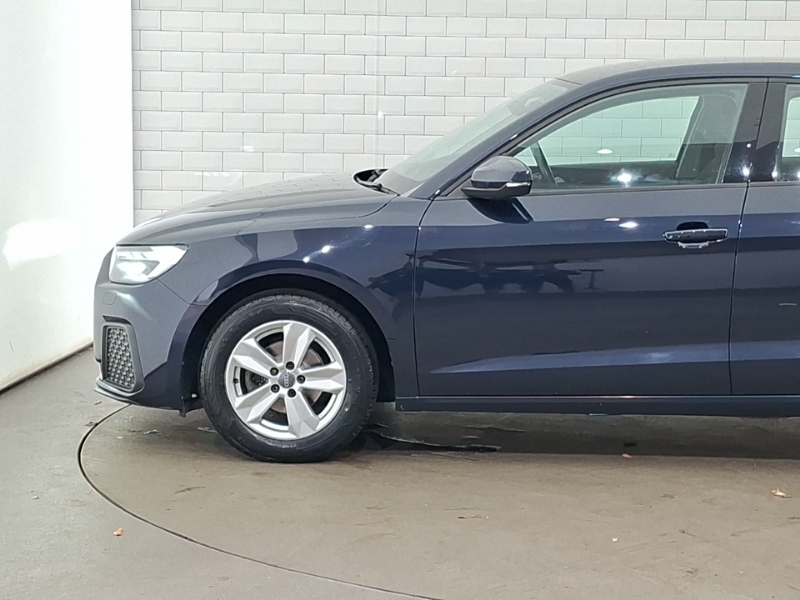 Audi A1 1.0 Tfsi 30 Sport Sportback Euro White #19