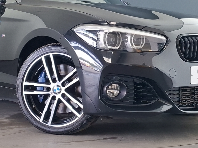 BMW 1 Series 1.5L 118I M Sport 139 Bhp White #20