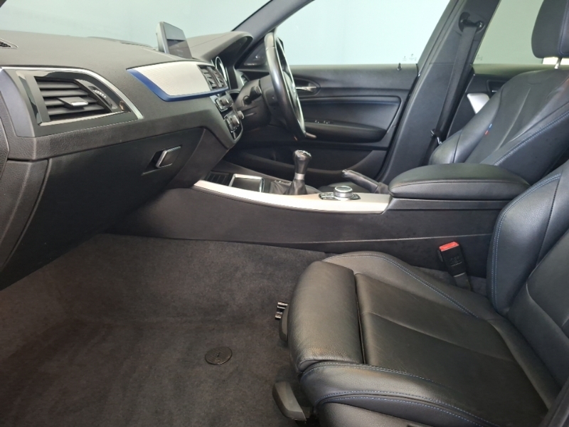 BMW 1 Series 1.5L 118I M Sport 139 Bhp White #5