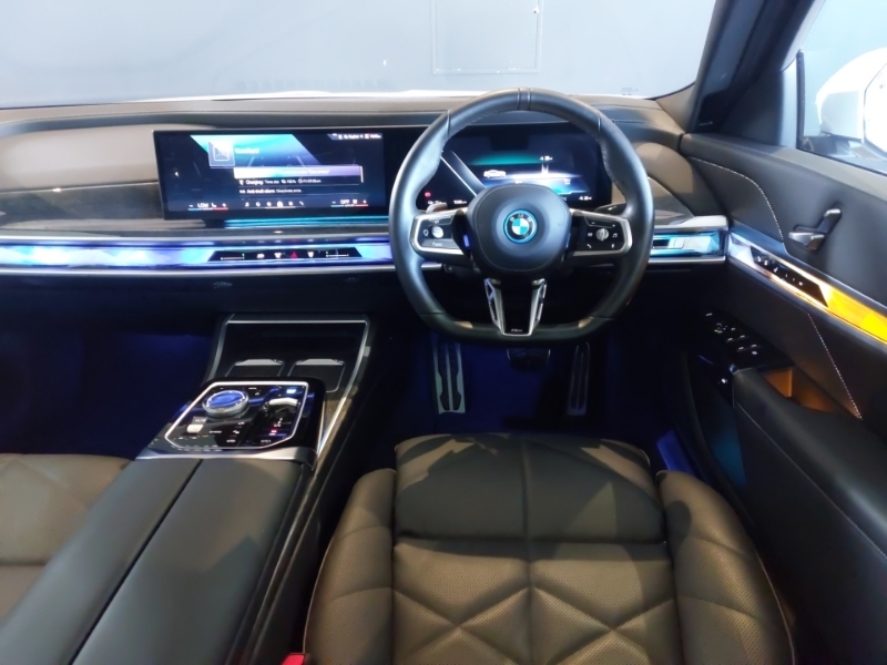 BMW i7 50 105.7Kwh M Sport Saloon Edriv Grey #8