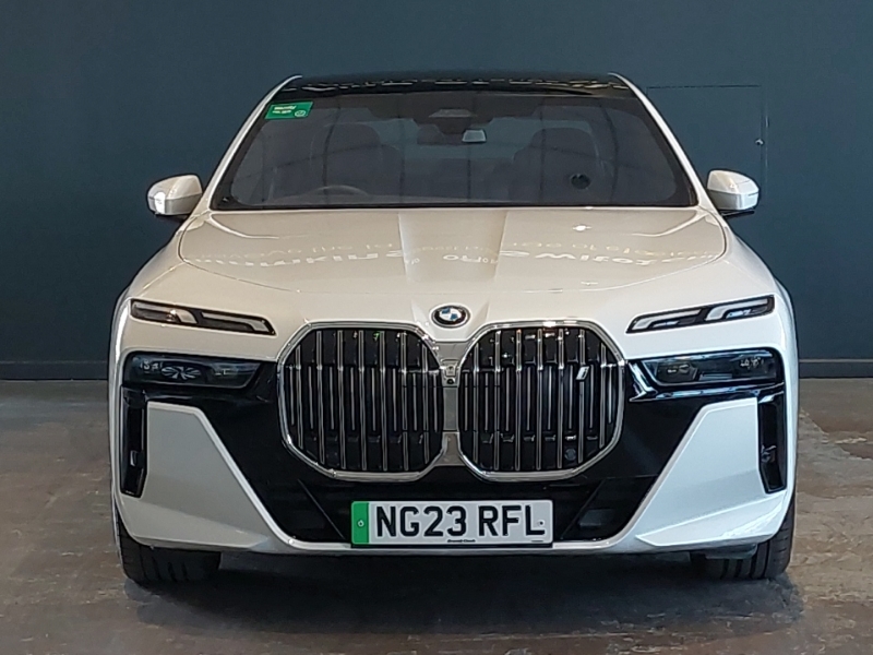 BMW i7 50 105.7Kwh M Sport Saloon Edriv Grey #14