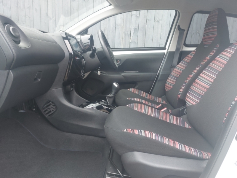 Citroen C1 1.0 Vti 72 Flair White #5