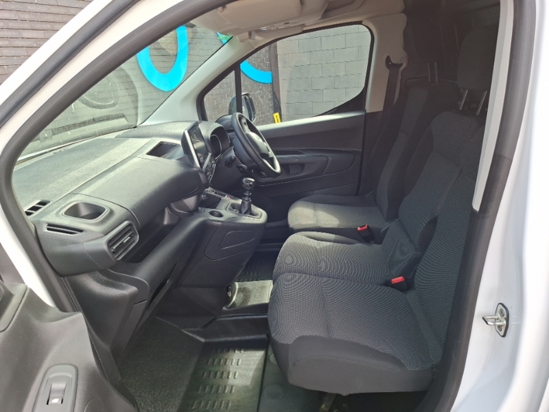 Citroen Berlingo 1.5 Bluehdi 650Kg Enterprise Ed 100Ps 6 Spd Ss White #4
