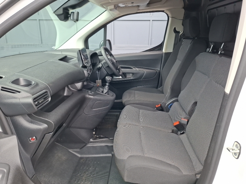 Citroen Berlingo 1.5 Bluehdi 100Ps Van Driver White #5