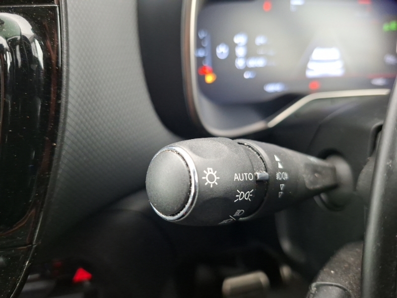 Citroen C5 Aircross 1.2 Hybrid 136 E-series E-dcs6 White #16