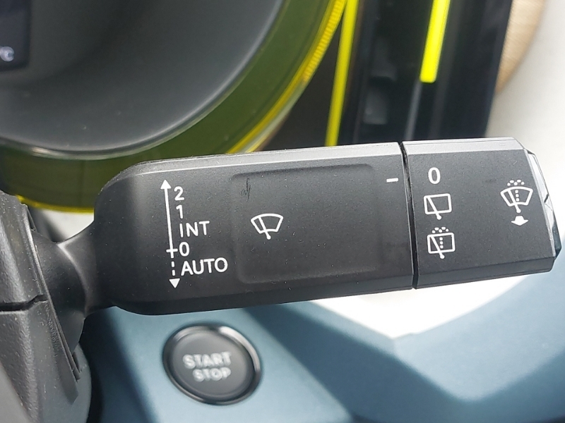 Fiat Panda Fiat Grande Panda Hybrid 48V 110 Yellow #11