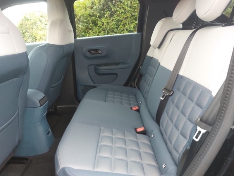 Fiat Panda 83Kw La Prima 44Kwh Black #6