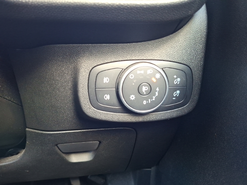 Ford Fiesta 1.1 Ti-vct Zetec Hatchback Euro Blue #16