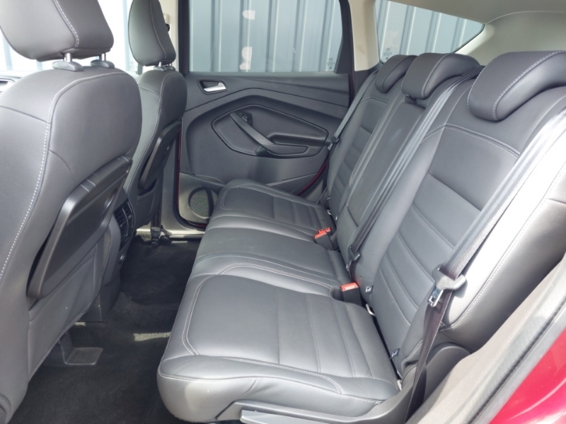 Ford Kuga 1.5 Ecoboost Titanium X 2Wd Red #6