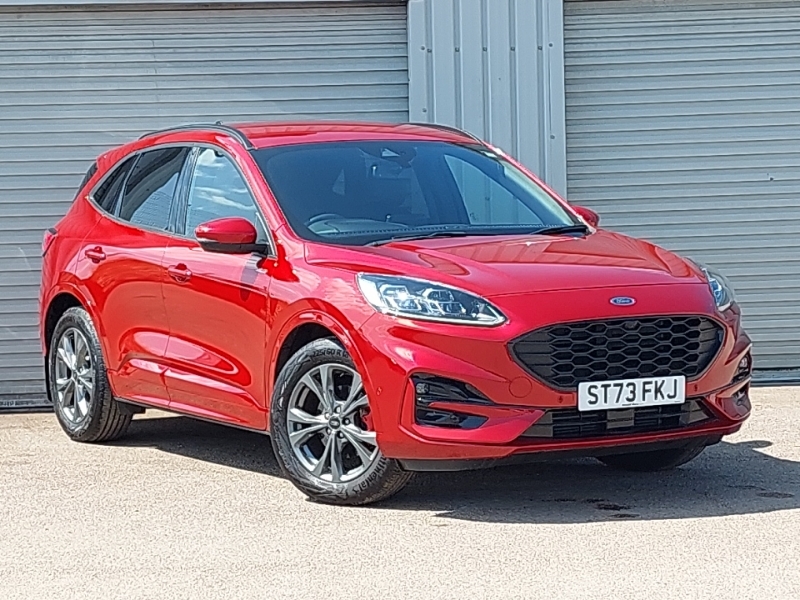 Ford Kuga 1.5 Ecoboost 150 St-line Edition Red