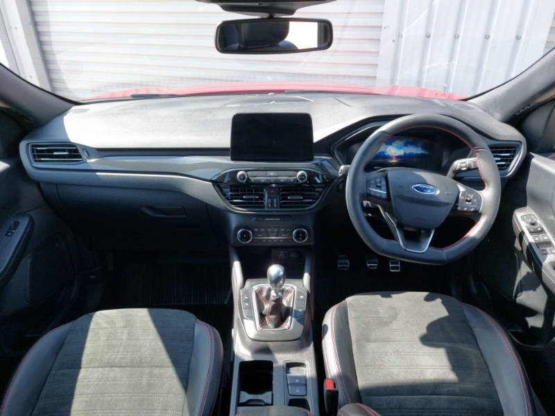 Ford Kuga 1.5 Ecoboost 150 St-line Edition Red #3