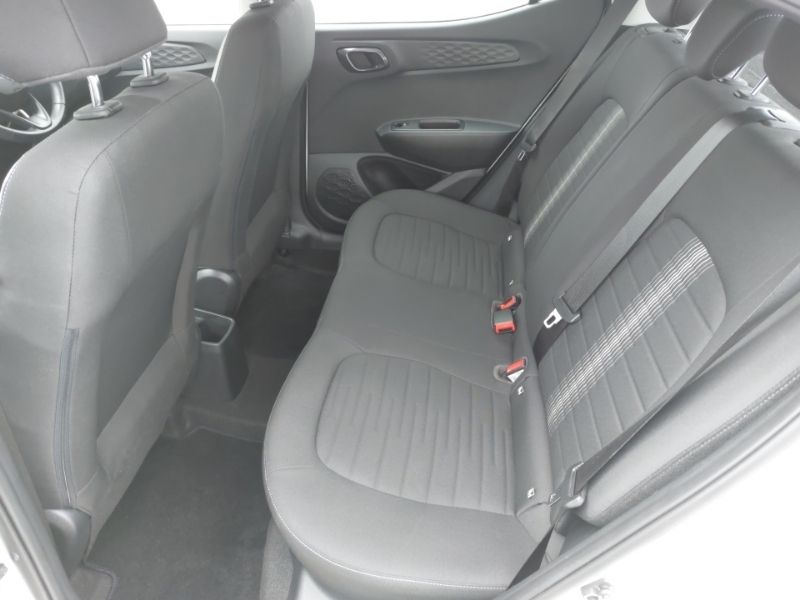 Hyundai I10 1.2 Mpi Se Connect White #6