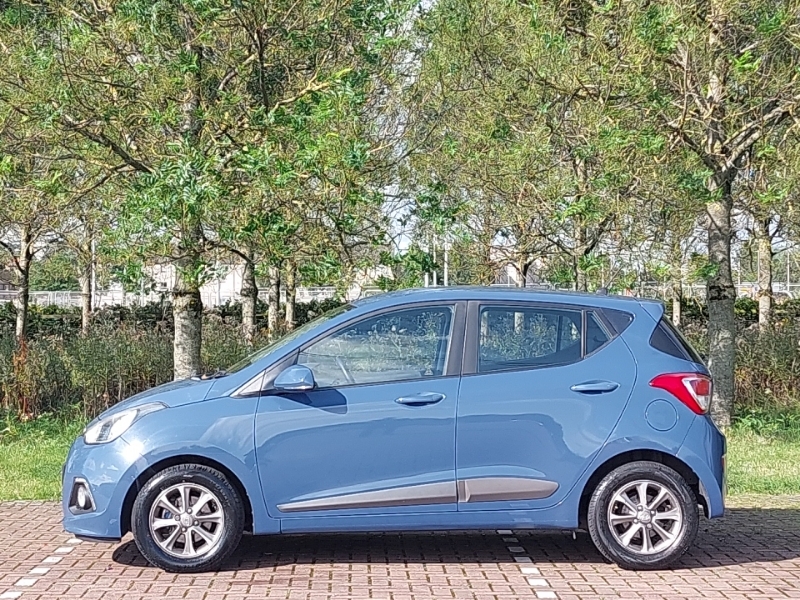 Hyundai I10 1.0 Premium Hatchback Euro 5 66 White #4