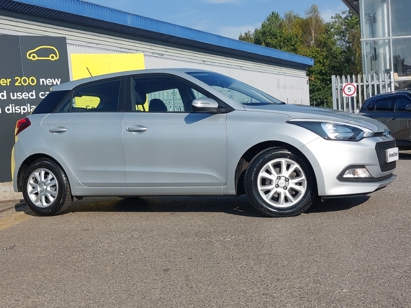 Hyundai I20 1.2 Se Coupe Euro 6 84 Ps White #7