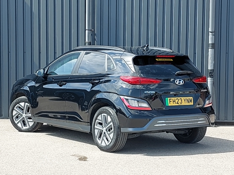 Hyundai Kona 150Kw Ultimate 64Kwh Black #2