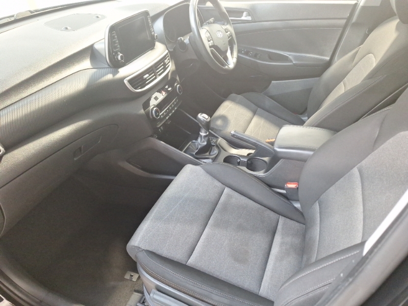 Hyundai Tucson 1.7 Crdi Blue Drive Se Nav Suv Dct Euro White #5