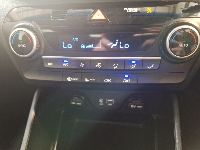 Hyundai Tucson 1.7 Crdi Blue Drive Se Nav Suv Dct Euro White #17