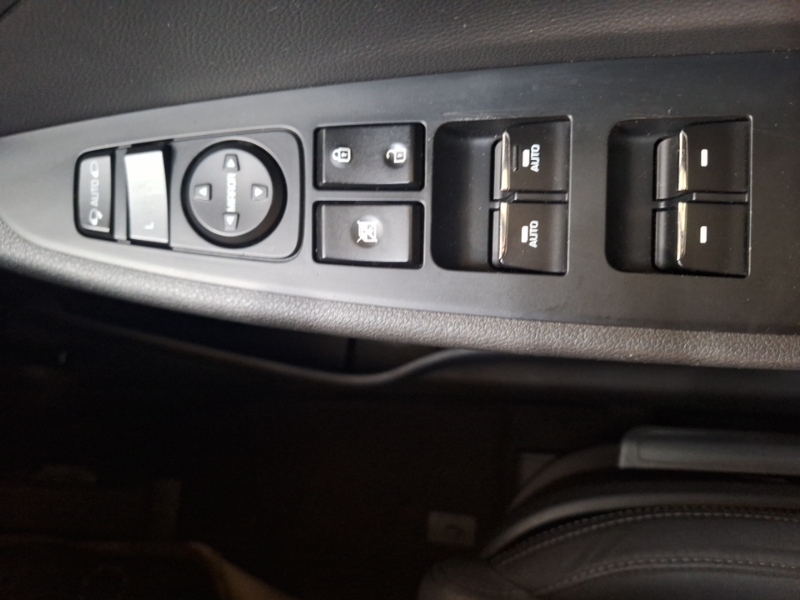 Hyundai Tucson 1.7 Crdi Blue Drive Se Nav Suv Dct Euro White #15