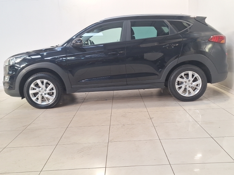 Hyundai Tucson 1.7 Crdi Blue Drive Se Nav Suv Dct Euro White #4
