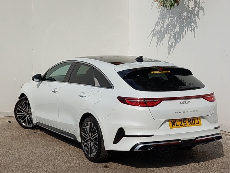 Kia Proceed 1.5T Gdi Isg 138 Gt-line S Dct White #2