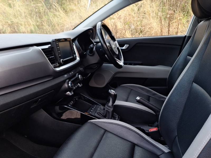 Kia Stonic 1.0T Gdi 4 SK69XVG White #5