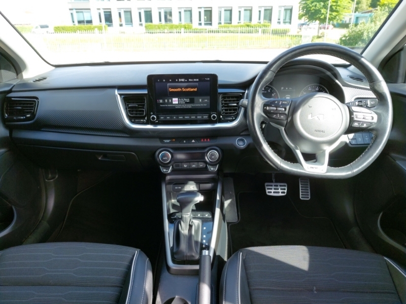Kia Stonic 1.0T Gdi 48V Gt-line S Dct White #3