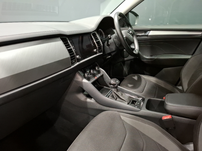 Skoda Kodiaq 1.5 Tsi Se Dsg Black #5