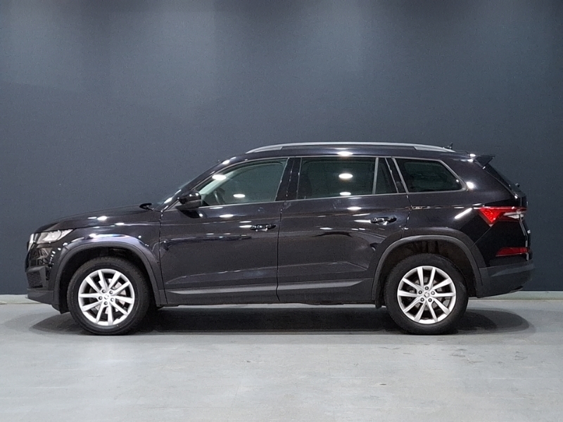 Skoda Kodiaq 1.5 Tsi Se Dsg Black #4